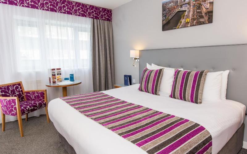 Metro Hotel Dublin Airport Santry Room photo